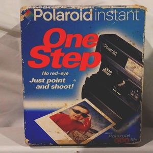 Polaroid instant One Step Camera-Just point and shoot! Brand new in box